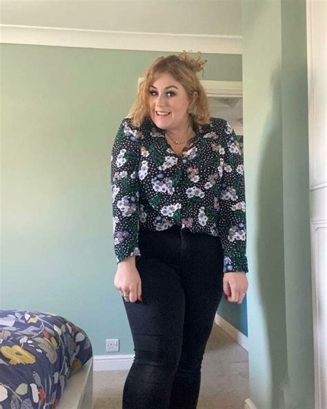 curvy_abbii