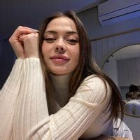 nikkydandelionnn